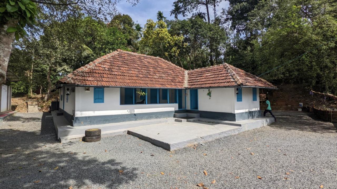 Crossroads Hostel 1957 Kalpetta Exterior foto